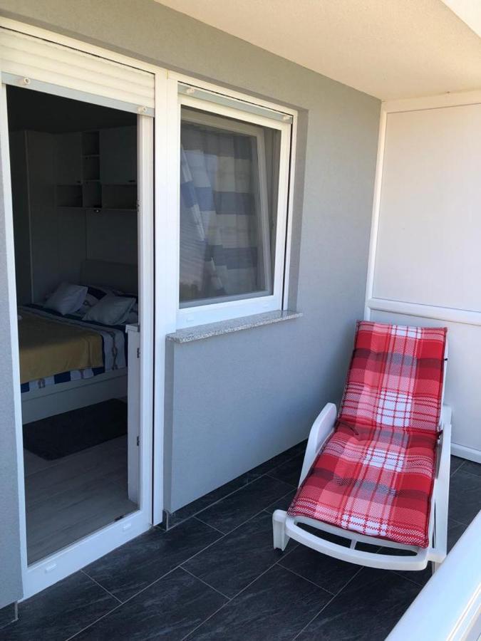 Apartmani Bolero - Obiteljski Odmor Vodice Exterior photo